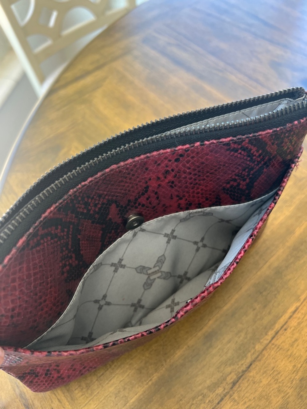 Aimee Kestenberg -Red Snake-Print Wristlet Clutch - Sleek Women's Evening Bag - Picture 6 of 11